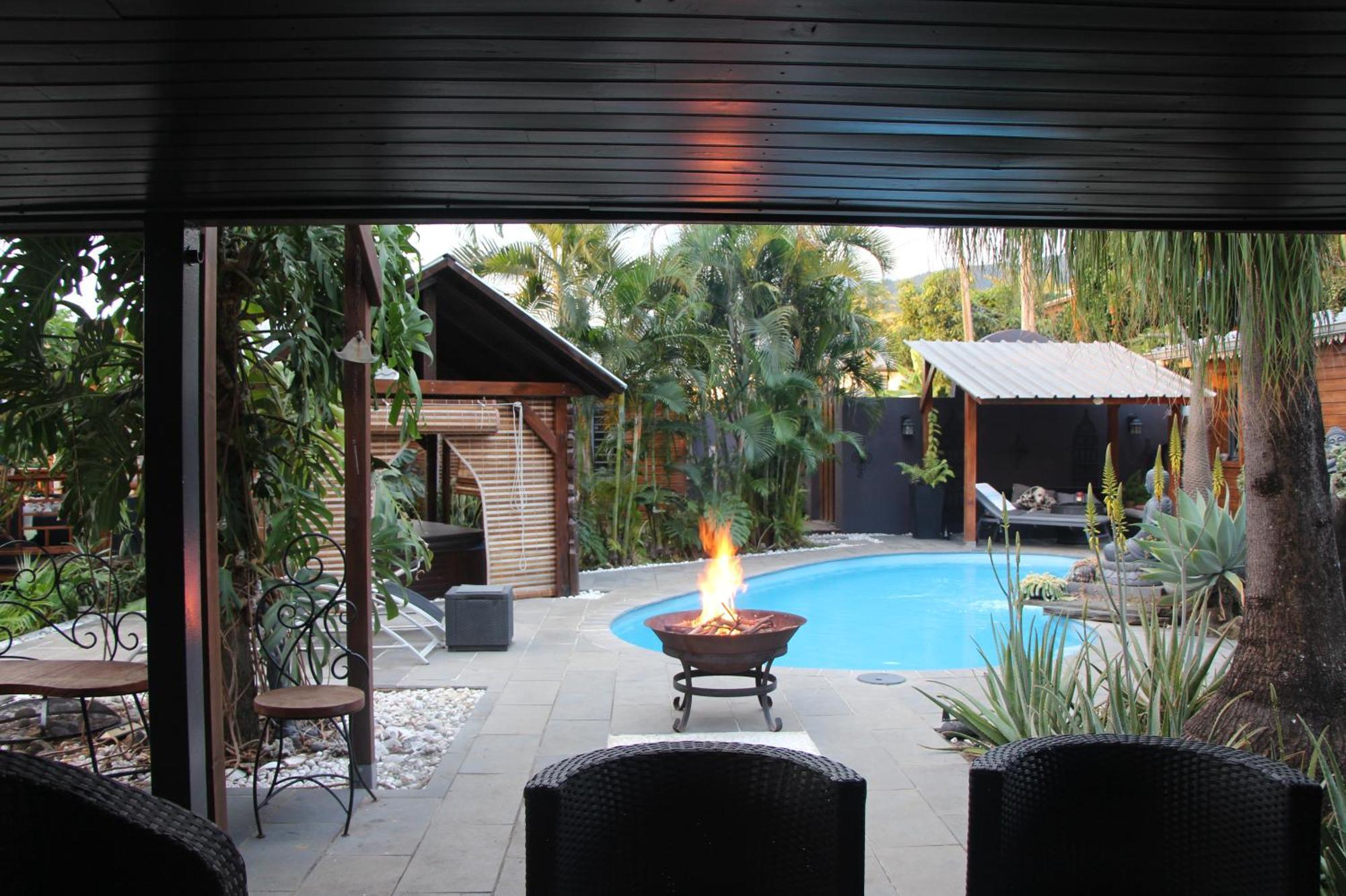 Lodge Le Palissandre à LA LIANE DE JADE 974- jacuzzi privatif - piscine Le Bois de Nefles  Exterior foto