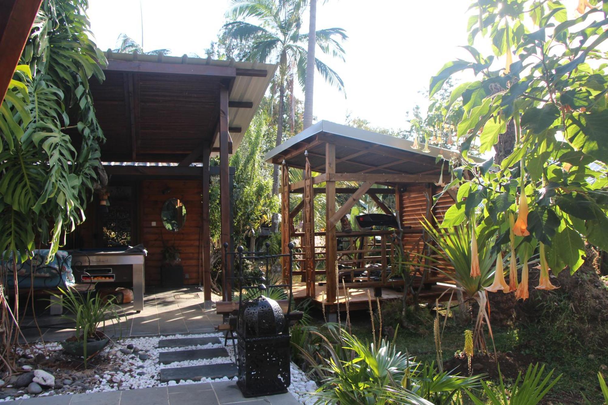 Lodge Le Palissandre à LA LIANE DE JADE 974- jacuzzi privatif - piscine Le Bois de Nefles  Exterior foto