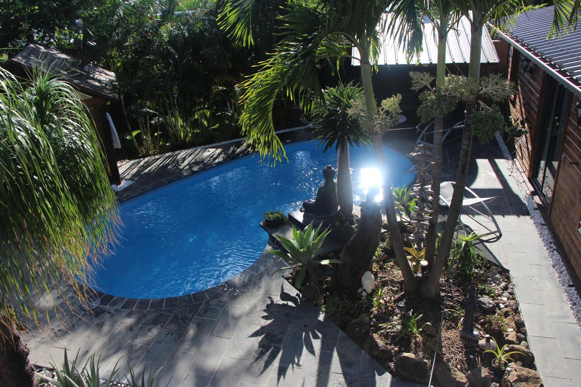 Lodge Le Palissandre à LA LIANE DE JADE 974- jacuzzi privatif - piscine Le Bois de Nefles  Exterior foto
